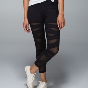 Lululemon High Times Crop leggings pants tight sz 10*Tech Mesh Black
